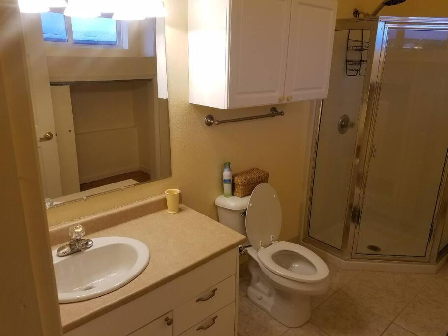 Kelli Creek Cottage - Reduced Price On Tours Juneau Værelse billede