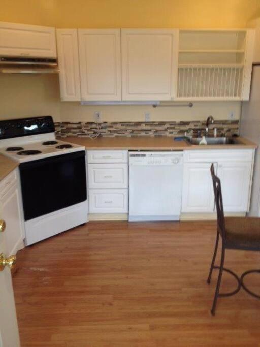 Kelli Creek Cottage - Reduced Price On Tours Juneau Værelse billede